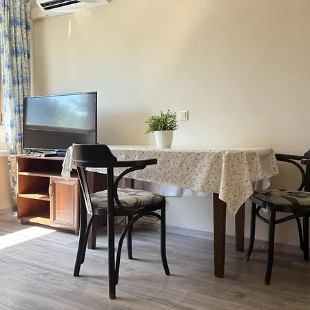 Apartman Carolina *
